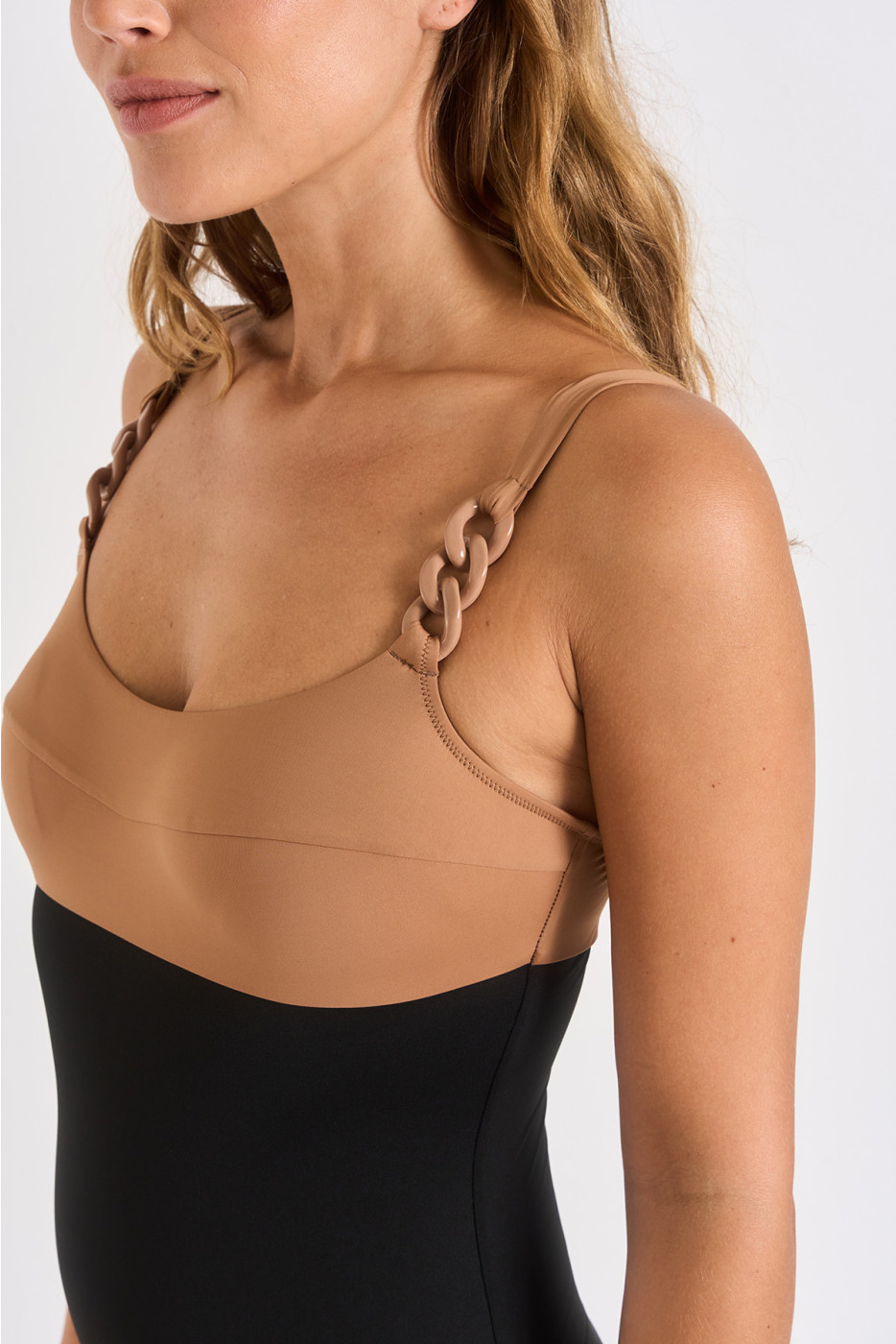 Maillot de bain une pièce noir et camel Escona Duya - 4